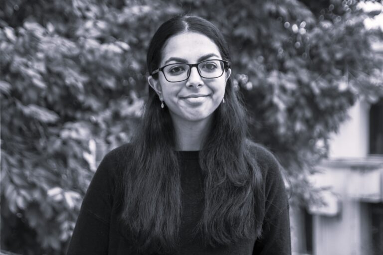 Nida Mahmood