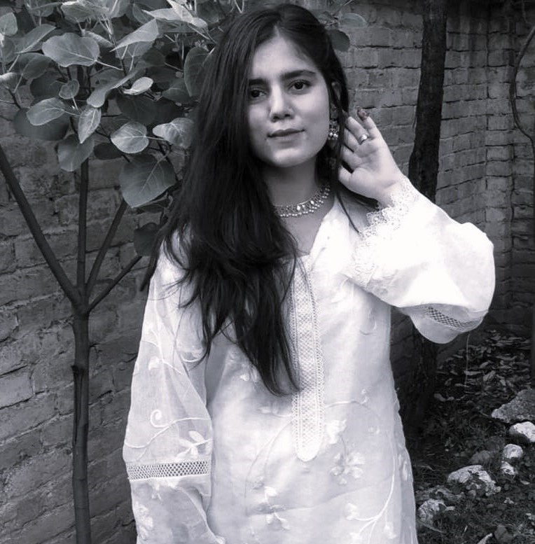 Iqra Gilani