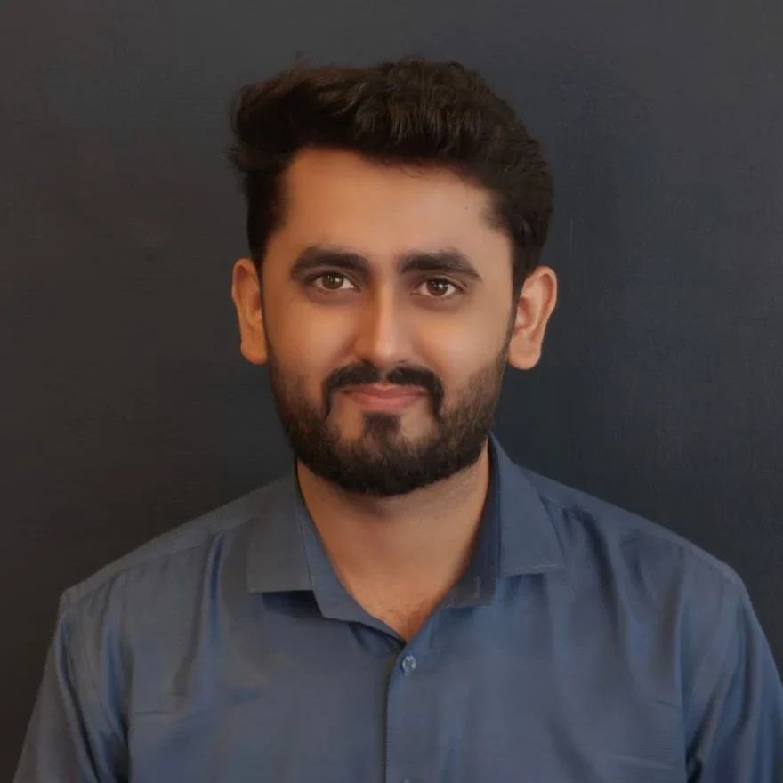 Huzaifa (2)
